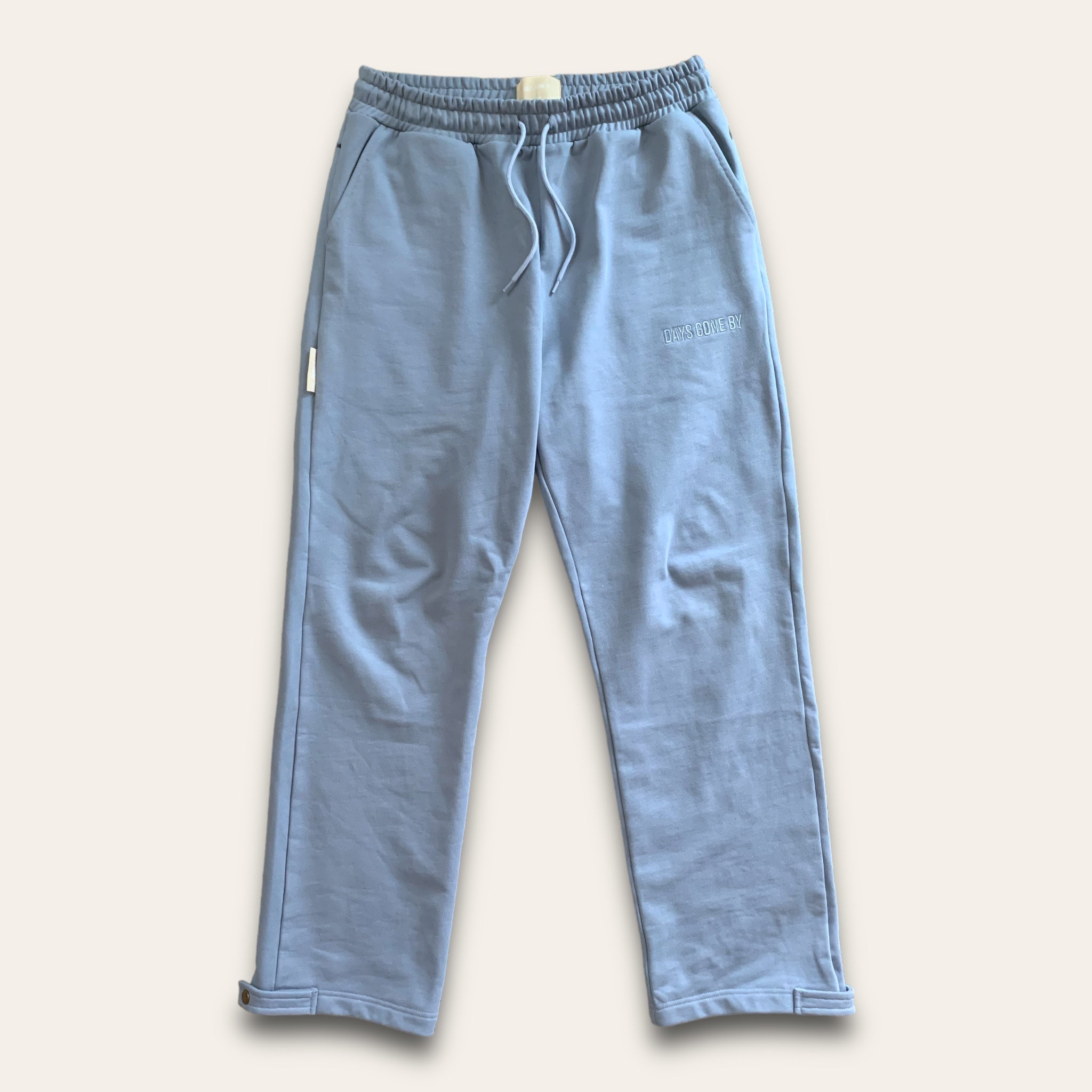 LCDC ♥ PRINTED BERMUDA SWEATPANTS /追跡付 Sweatpants black with contrasting print, REGULAR cut